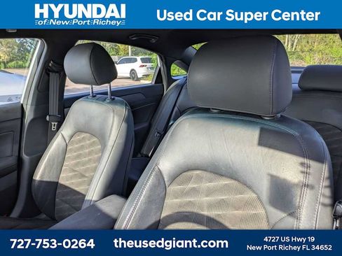 Used 2018 Hyundai Sonata Sport FWD image 3