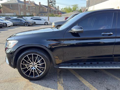Used 2020 Mercedes-Benz GLC 300 4MATIC Coupe image 5