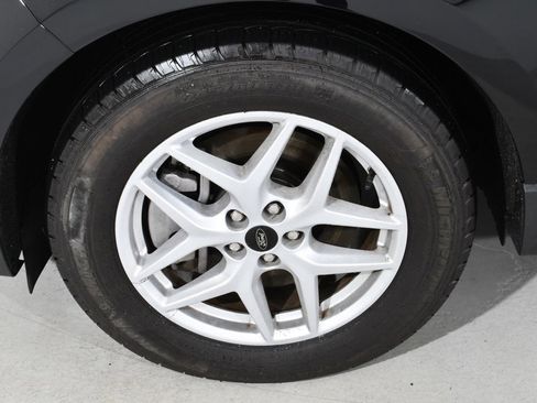 Used 2024 Ford Edge SEL w/ Convenience Package image 24