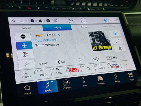 Used 2023 Jeep Grand Cherokee Limited w/ Luxury Tech Group II image 21