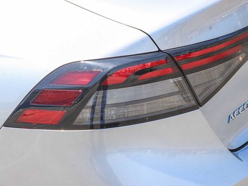 Certified 2024 Honda Accord LX image 9