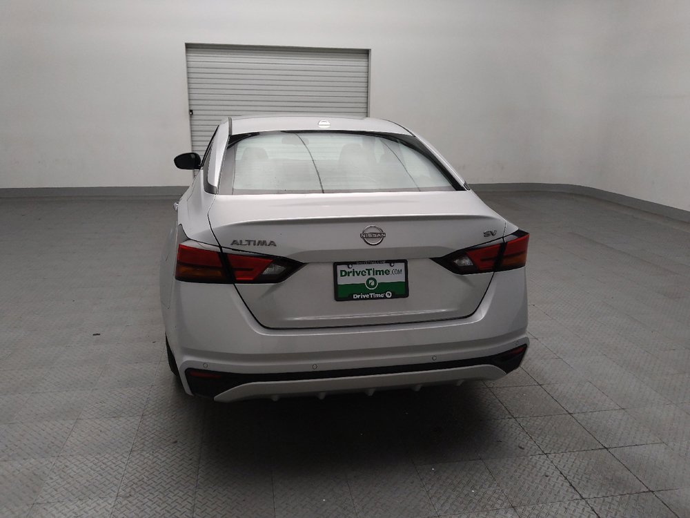 Used 2024 Nissan Altima 2.5 SV FWD image 6