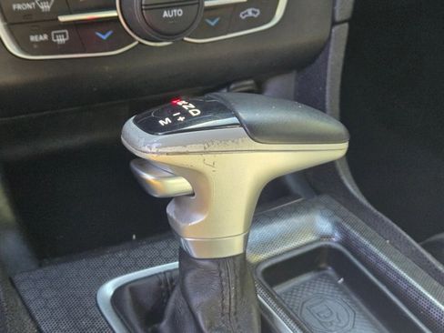 Used 2017 Dodge Charger R/T Scat Pack w/ Dynamics Package image 15