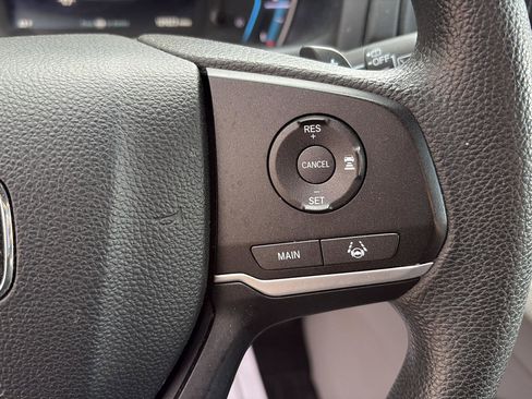 Used 2019 Honda Odyssey EX image 10