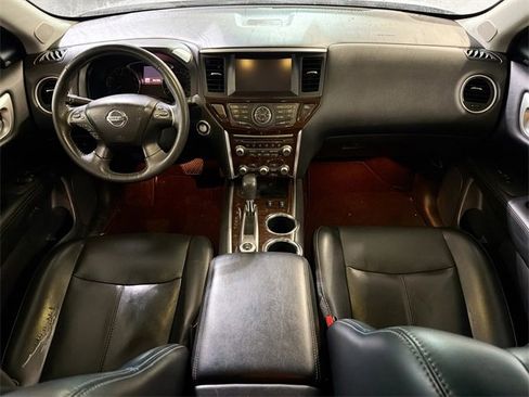 Used 2016 Nissan Pathfinder SL image 10