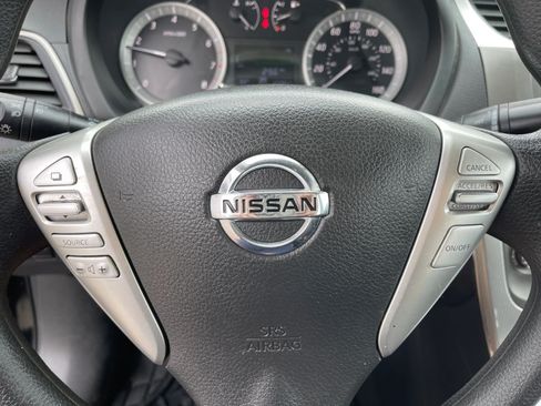 Used 2014 Nissan Sentra SR FWD image 16