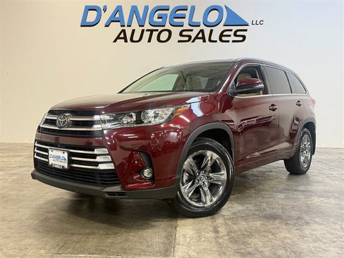 Used 2019 Toyota Highlander Limited Platinum AWD/4WD image 1