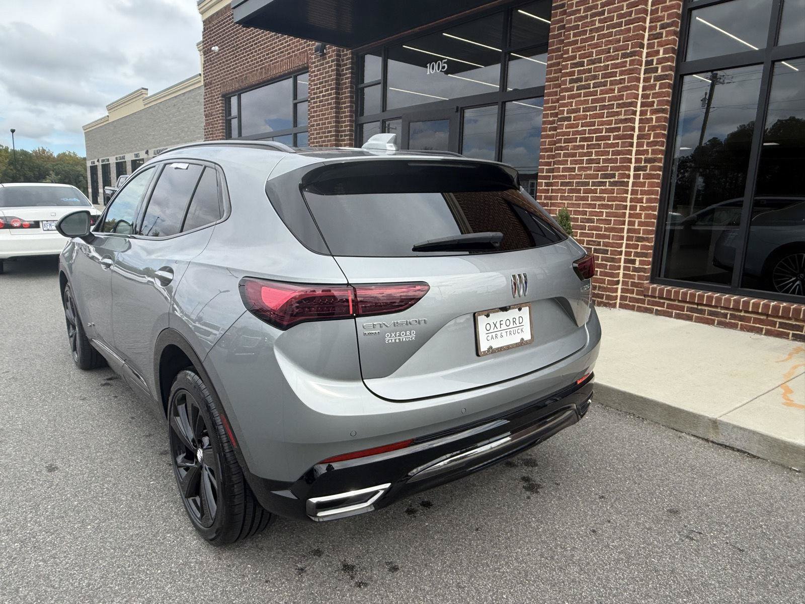 Used 2024 Buick Envision Sport Touring AWD/4WD image 38