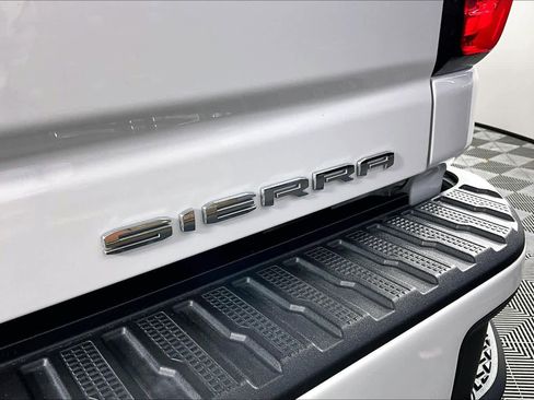 Used 2020 GMC Sierra 2500 Denali w/ Denali Ultimate Package image 32