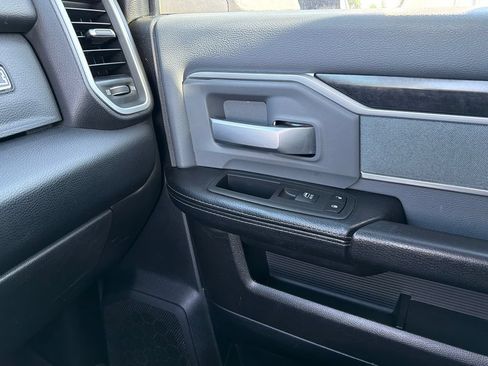 Used 2019 RAM 2500 Big Horn AWD/4WD image 38