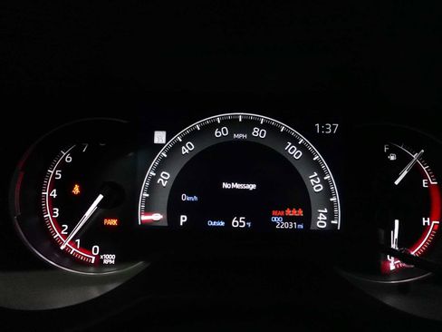 Used 2023 Toyota RAV4 LE AWD/4WD image 19