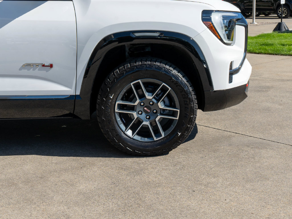 New 2027 GMC Terrain AT4 w/ Convenience Package III AWD/4WD image 33