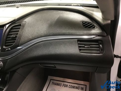 Used 2016 Chevrolet Impala LT FWD image 38