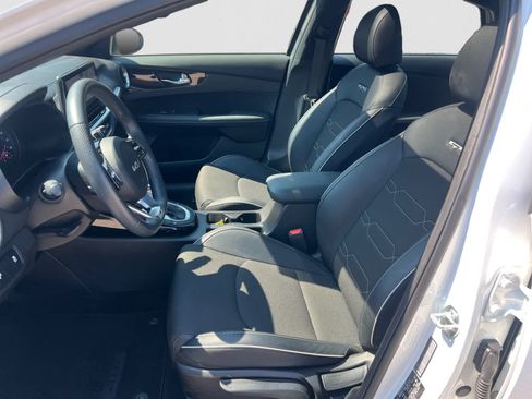 Certified 2023 Kia Forte GT-Line w/ GT-Line Premium Package FWD image 16