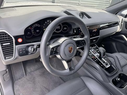 Certified 2023 Porsche Cayenne image 21