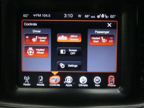 Used 2016 Dodge Challenger SXT w/ Blacktop Package RWD image 13