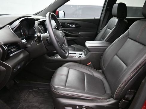Used 2023 Chevrolet Traverse RS w/ LPO, Floor Liner Package image 10