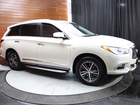 Used 2018 INFINITI QX60 FWD w/ Premium Plus Package image 12