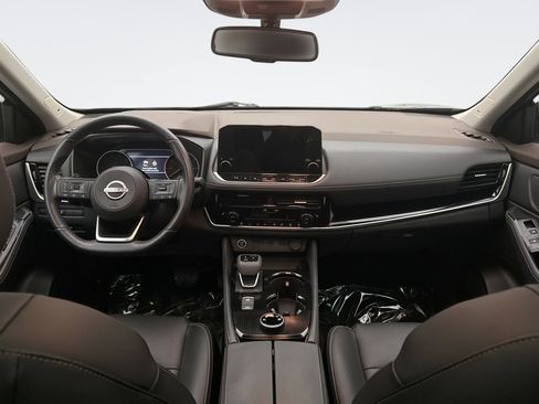 Used 2023 Nissan Rogue SL w/ SL Premium Package image 14