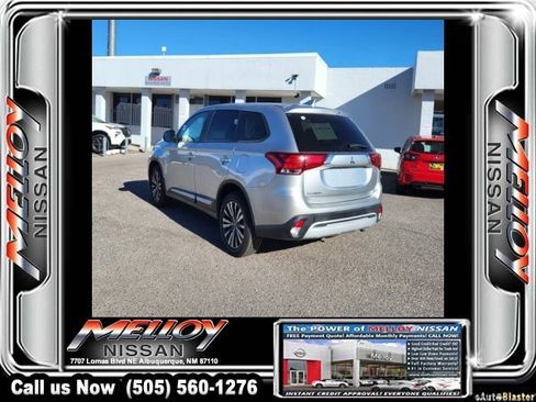 Used 2020 Mitsubishi Outlander ES image 3