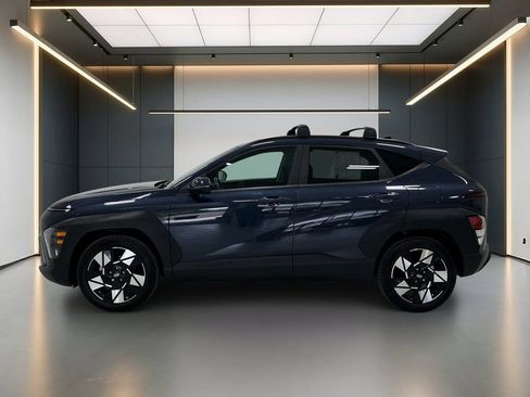 Certified 2025 Hyundai Kona SEL FWD image 2