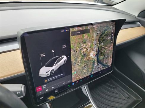 Used 2018 Tesla Model 3 Long Range image 20