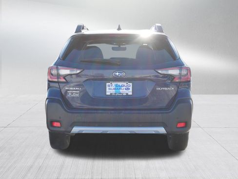 Certified 2023 Subaru Outback Limited image 6