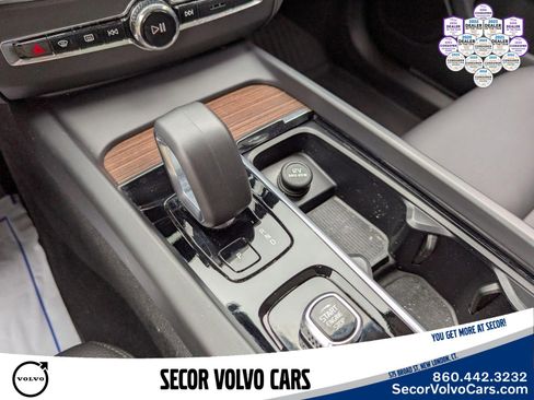 Certified 2023 Volvo XC60 B5 Plus w/ Climate Package AWD/4WD image 11