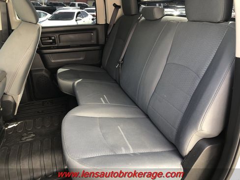 Used 2017 RAM 3500 Tradesman w/ Chrome Appearance Group image 18