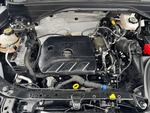 Used 2025 Chevrolet TrailBlazer LT image 30