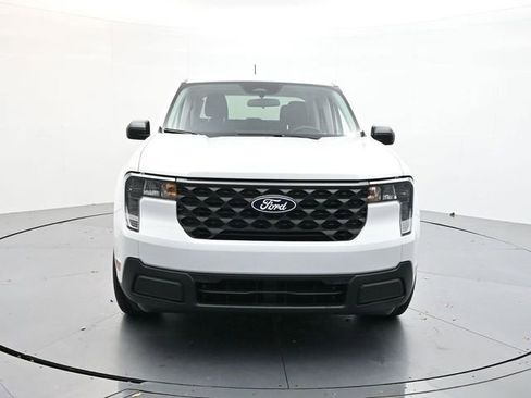 New 2025 Ford Maverick XL image 2