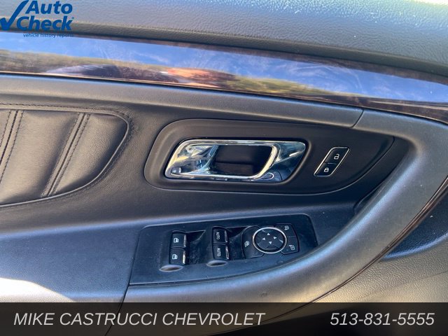 Used 2015 Ford Taurus Limited w/ Equipment Group 301A FWD image 7