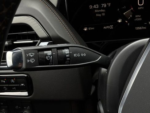 Used 2025 GMC Yukon AT4 w/ AT4 Premium Package AWD/4WD image 45