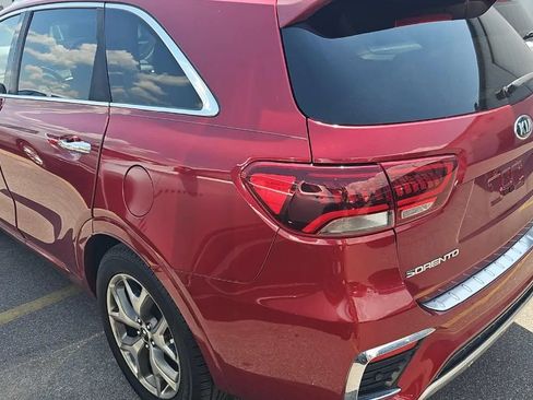 Used 2019 Kia Sorento SX FWD image 4