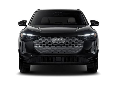 Certified 2025 Audi Q5 Premium w/ Convenience Package AWD/4WD image 4