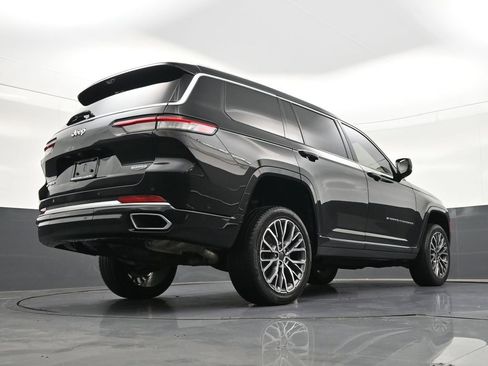 Used 2021 Jeep Grand Cherokee L Summit AWD/4WD image 29