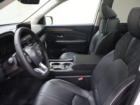 New 2026 Honda Pilot Elite image 11