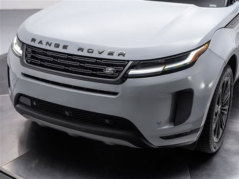Used 2026 Land Rover Range Rover Evoque S AWD/4WD image 9