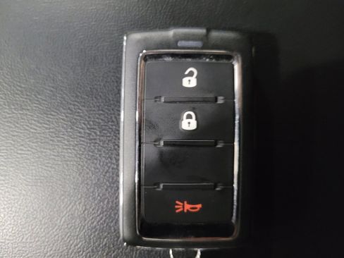 Used 2023 Jeep Grand Cherokee L Laredo image 32