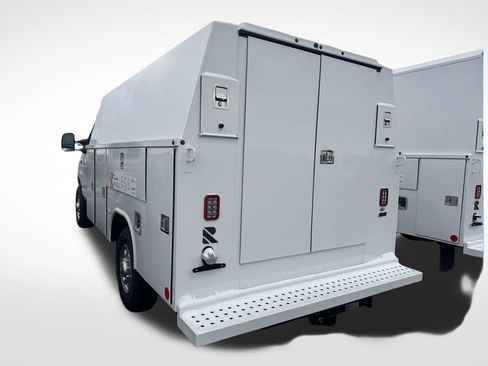 New 2026 Ford E-350 and Econoline 350 Super Duty w/ Power Equipment Group RWD image 17