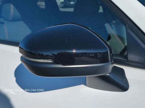 Used 2025 Honda HR-V Sport image 13