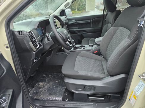 New 2026 Ford Ranger XLT w/ Equipment Group 301A High image 15