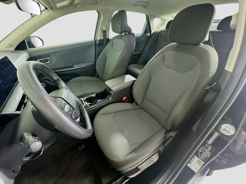 Used 2025 Kia K4 FWD image 13