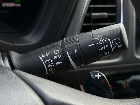 Used 2022 Honda HR-V EX image 18