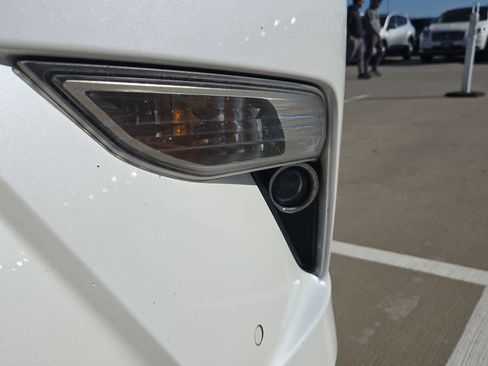 Used 2014 Lexus GX 460 w/ Premium Package image 10