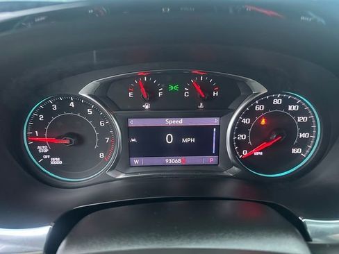 Certified 2023 Chevrolet Traverse LT image 30