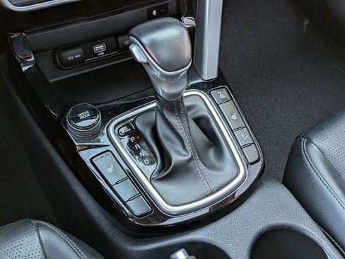 Used 2021 Kia Seltos EX image 16