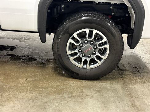 Used 2024 GMC Sierra 3500 Pro image 14