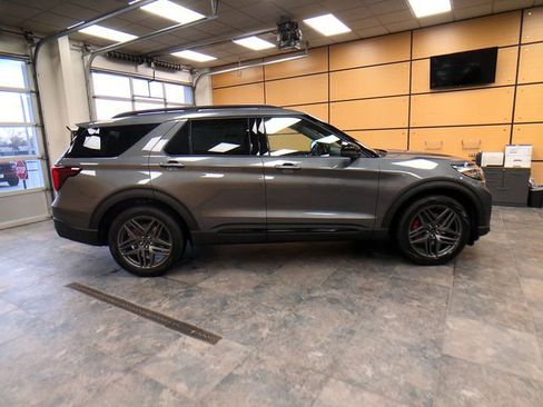 New 2026 Ford Explorer ST AWD/4WD image 8