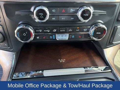 Used 2025 Ford F150 King Ranch w/ FX4 Off-Road Package image 27